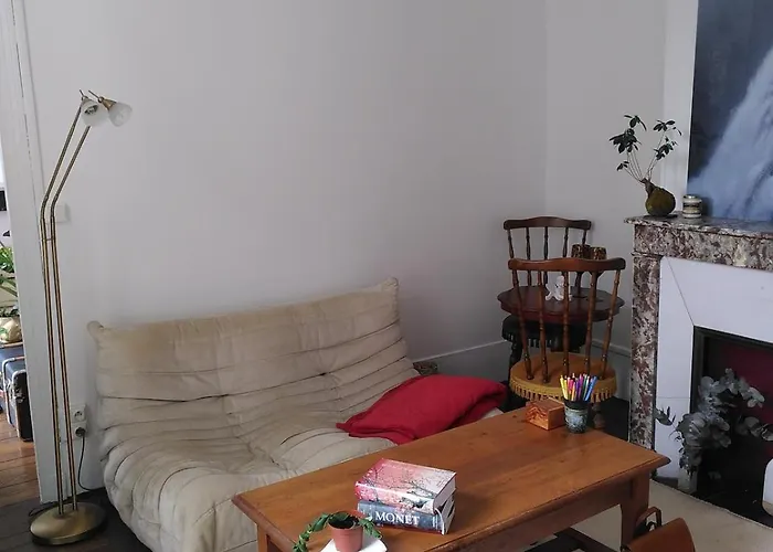 Charming 2-room Haussmann-style In Apartment *