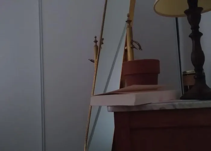 Charming 2-room Haussmann-style In Apartamento